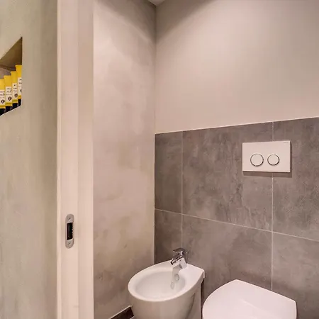 The Spanish Piazza Di Spagna Bed & Breakfast
