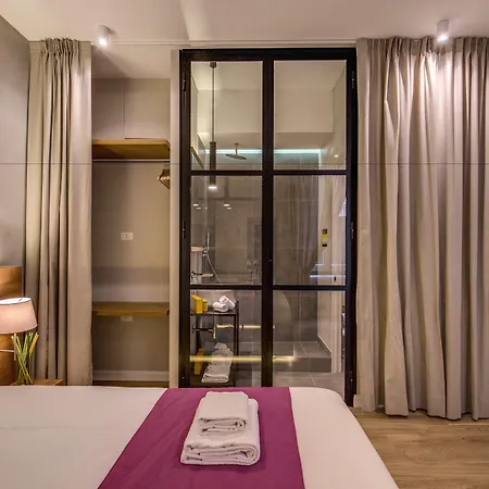 The Spanish Piazza Di Spagna