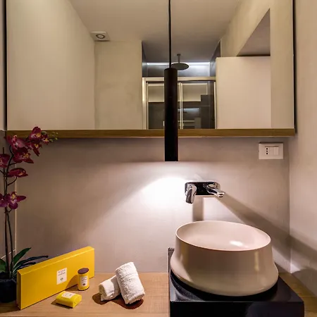 The Spanish Piazza Di Spagna 3*