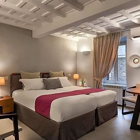 B&B 스패니시 스위트 피아자 디 스파냐 3*
