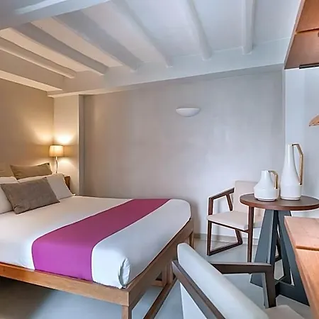 B&B 스패니시 스위트 피아자 디 스파냐