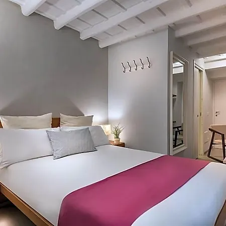 스패니시 스위트 피아자 디 스파냐 B&B
