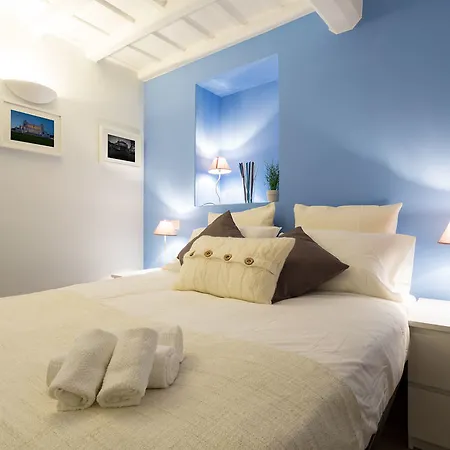 The Spanish Piazza Di Spagna Bed & Breakfast 3*